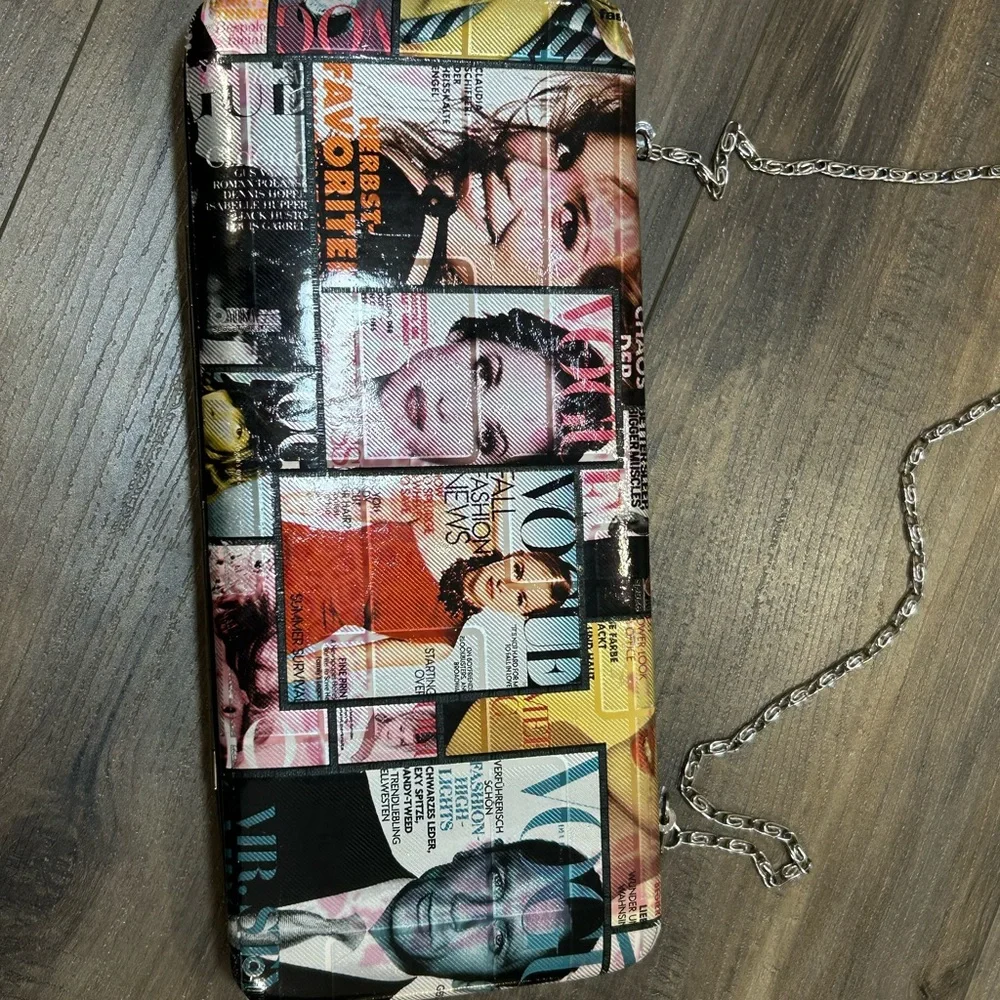 Vogue Magazine Print Clutch Bag - Picture 5 of 6